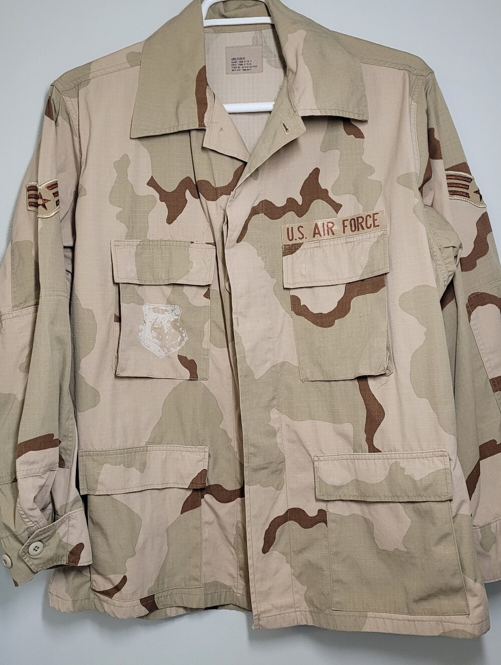 Men's Desert Camo Field Jacket - U.S. Air Force Style Large EC